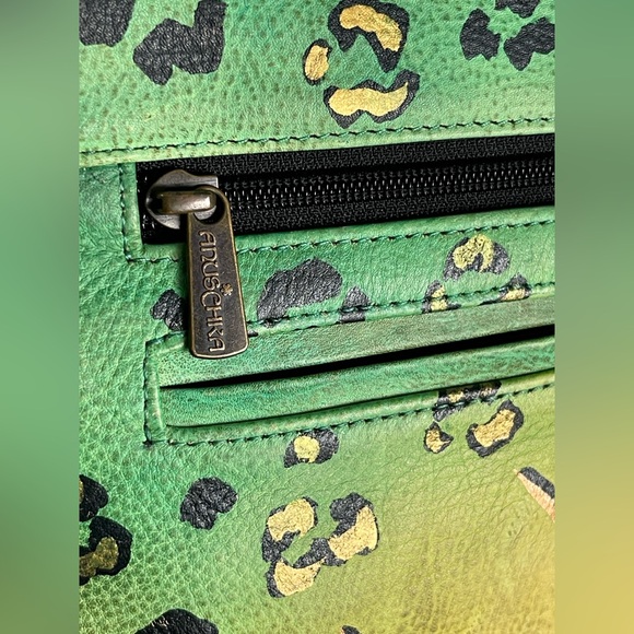 Anuschka hand-painted leather flap-over crossbody purse floral animal print - Picture 4 of 15